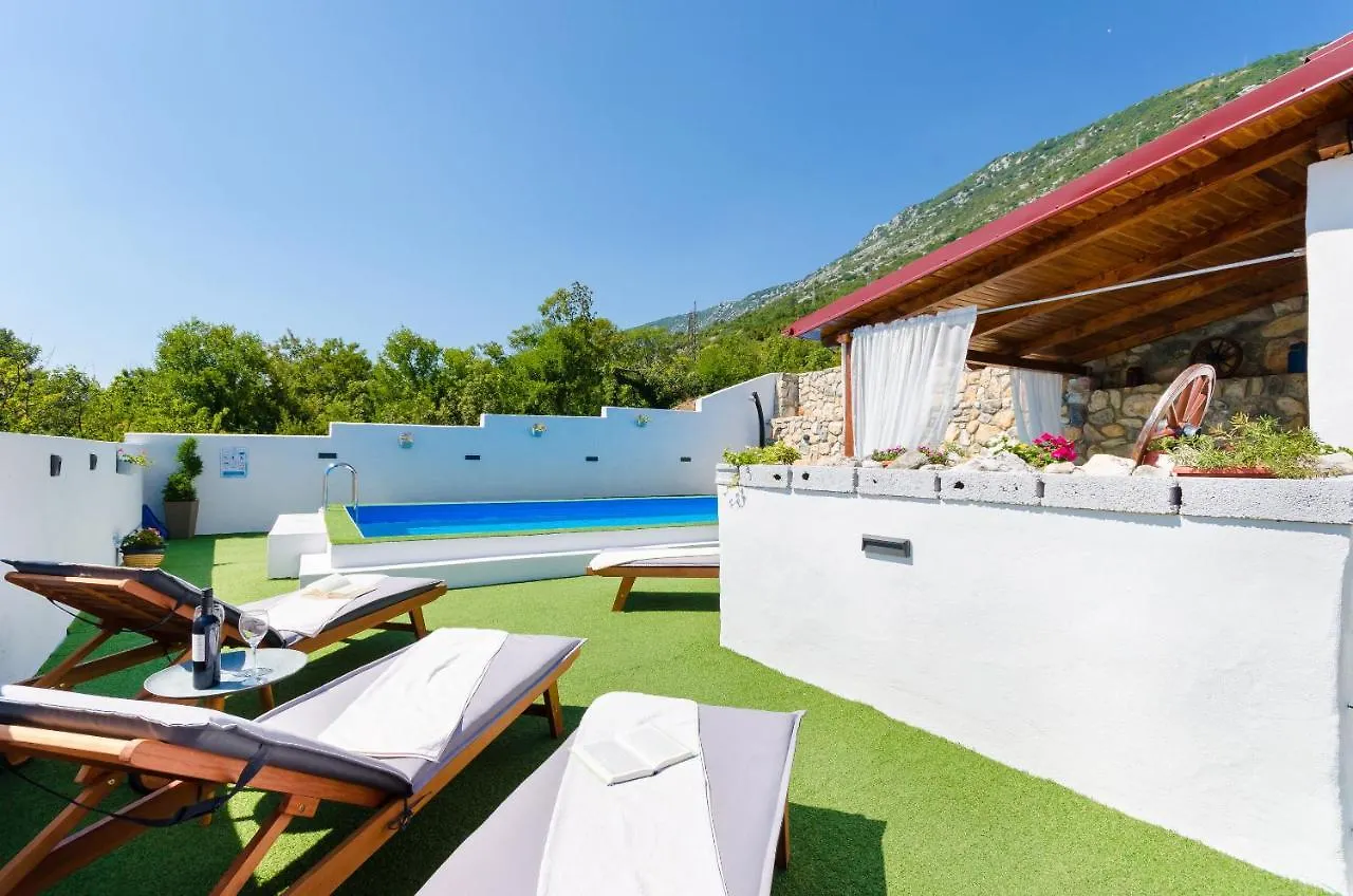 House Bozica With Sauna And Pool Tribalj  Tribalj (Primorsko-Goranska)